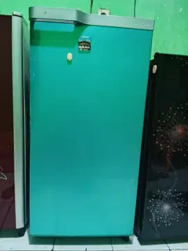 Di jual kulkas Glacio 1 pintu