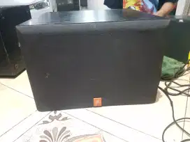 Shbwoofer aktif JBL Digital 10 made in Canada