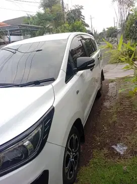 Toyota Kijang Innova 2016 Bensin