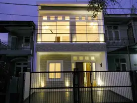 JUAL RUMAH SIAP HUNI MINIMALIS SEKTOR 8B GADING SERPONG3