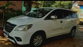 Kijang Innova G 2.5 AT 2013