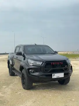 Hilux V D-Cab 2024 AT