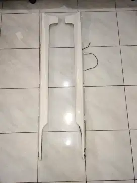 Bodykit side skirt type Q original bawaan