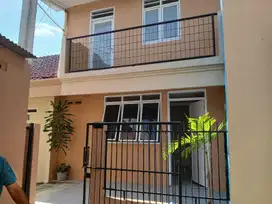 Rumah luas dan bagus, kost dan kontrakan dijual