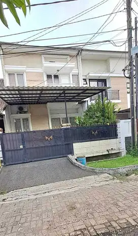 JUAL CEPAT TURUN HARGA RUMAH SEKTOR 6 GADING SERPONG