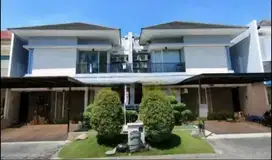 Rumah Citraland utama minimalis surabaya barat