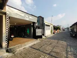 rumah bersih terawat dekat ke tugu boto dan tol klodran