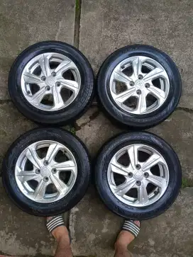 velg oem brio r14 + ban copotan mobil istimewa