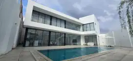 Dijual Brand New Rumah Terrace Golf BSD Pool Modern Private Resort