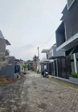 Tanah bagus buat kos di kepuh tunggulwulung dekat kampus UNMUH SUHAT