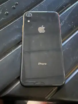 Iphone Xr 128gb hitam ( Digimap Indonesia )