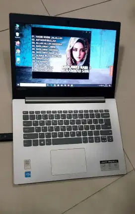 Dijual laptop Lenovo ideapad 330 Ram 4GB DDR4 SSD 128GB Win 11 siap