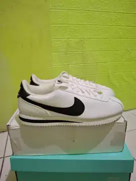 Nike Cortez Basic Leather
