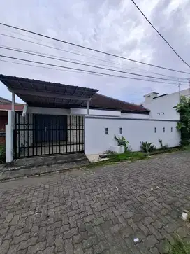 Rumah Perum Pondok Indraprasta Semarang Utara