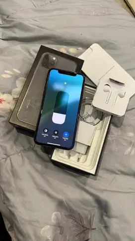 Dijual Iphone 11 Pro 256GB Grey Mulus Lengkap Terdaftar