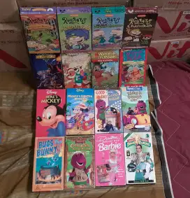 Kaset Video VHS Film Disney (16 Pcs)