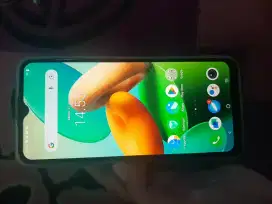 Vivo y22 ram 4+4/128 lecet pemakaian aja selebihnya cek di lokasi