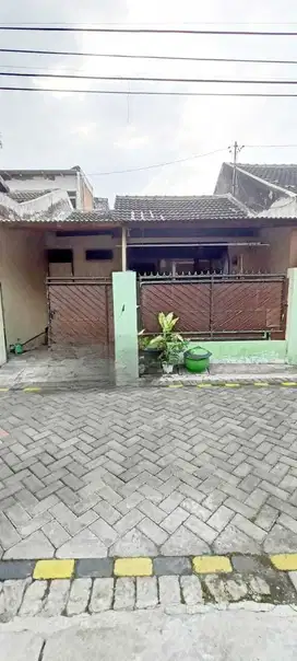 DIJUAL RUMAH SAWOJAJAR