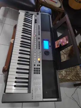 Keyboard Yamaha PSR443 Flashdisk Mulus