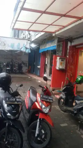 DICARI KARYAWAN LAUNDRY