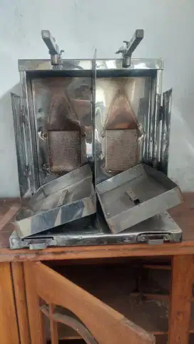 Di jual pembakaran kebab dalam kondisi bisa pakai