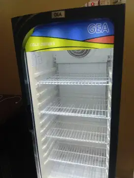 Showcase GEA 4 rak