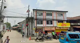 Ruko Warteg Perabotan Lengkap Siap Dagang di Pertigaan Kandang Roda