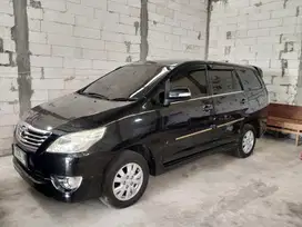 Toyota Kijang Innova 2012 Bensin