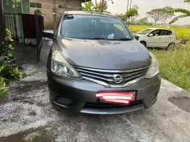 Grand Livina SV A/T 2015