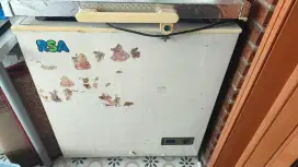 Chest Freezer 200 Liter