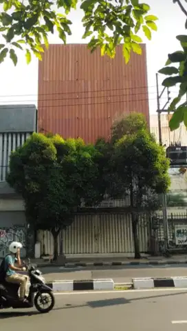 Dijual Ruko strategis pusat kota jl Praban surabaya