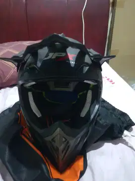 Di jual aja, udh gak kepake