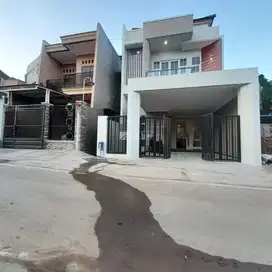 Rumah Baru 3Kmr di Suhat dekat Kampus UB di Pusat Suhat