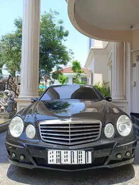 Mercedes Benz e200K - AirSus Hitam Mulus 2004 langsung pakai