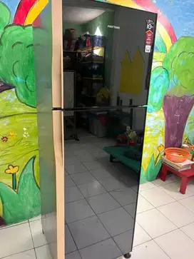 Dijual Murah dan BU Kulkas polytron 2 pintu belezza3