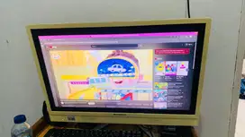 PC AIO Lenovo C560
