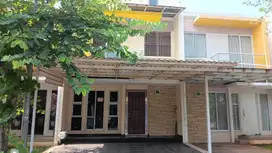 Rumah siap huni bebas banjir di kawasan green lake city