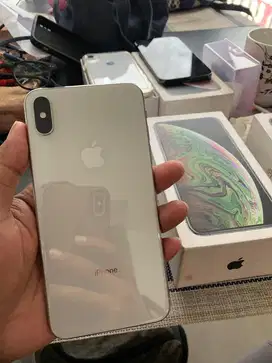 iPhone XS MAX 64GB Garansi Resmi iBox White Battery Health 78%