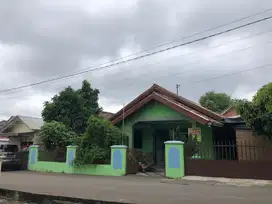 DIJUAL RUMAH STRATEGIS JALAN MAYOR ZURBI BUSTAN PALEMBANG