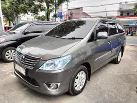 Toyota Kijang Innova 2012 Bensin Istimewa
