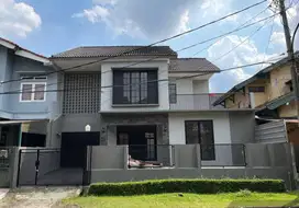 Rumah modern style 2 lantai siap huni SHM Bintaro Sek 3 Bintaro CL 369
