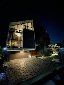 Semarang Barat Punya rumah cantik dan super lengkap