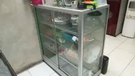 Ditampung terus Etalase warung bekas anda