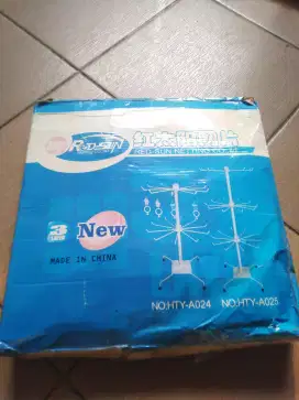 Rak display putar