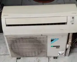 Ac Daikin inverter  1pk siap pasang bos ku