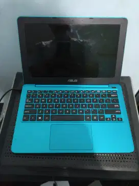 Laptop Sekolah Kuliah Kerja Terjangkau Asus E202SA