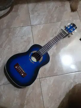Dijual AKULEE mulus