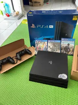 PS 4 PRO 1 TB ORI