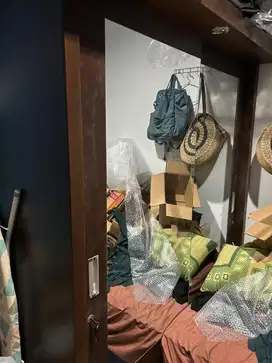 Lemari Baju Kayu
