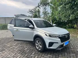 HONDA BR V E CVT 2022 PMK 2023